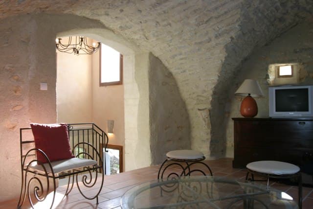 Les Micocouliers - Salon Vue 2